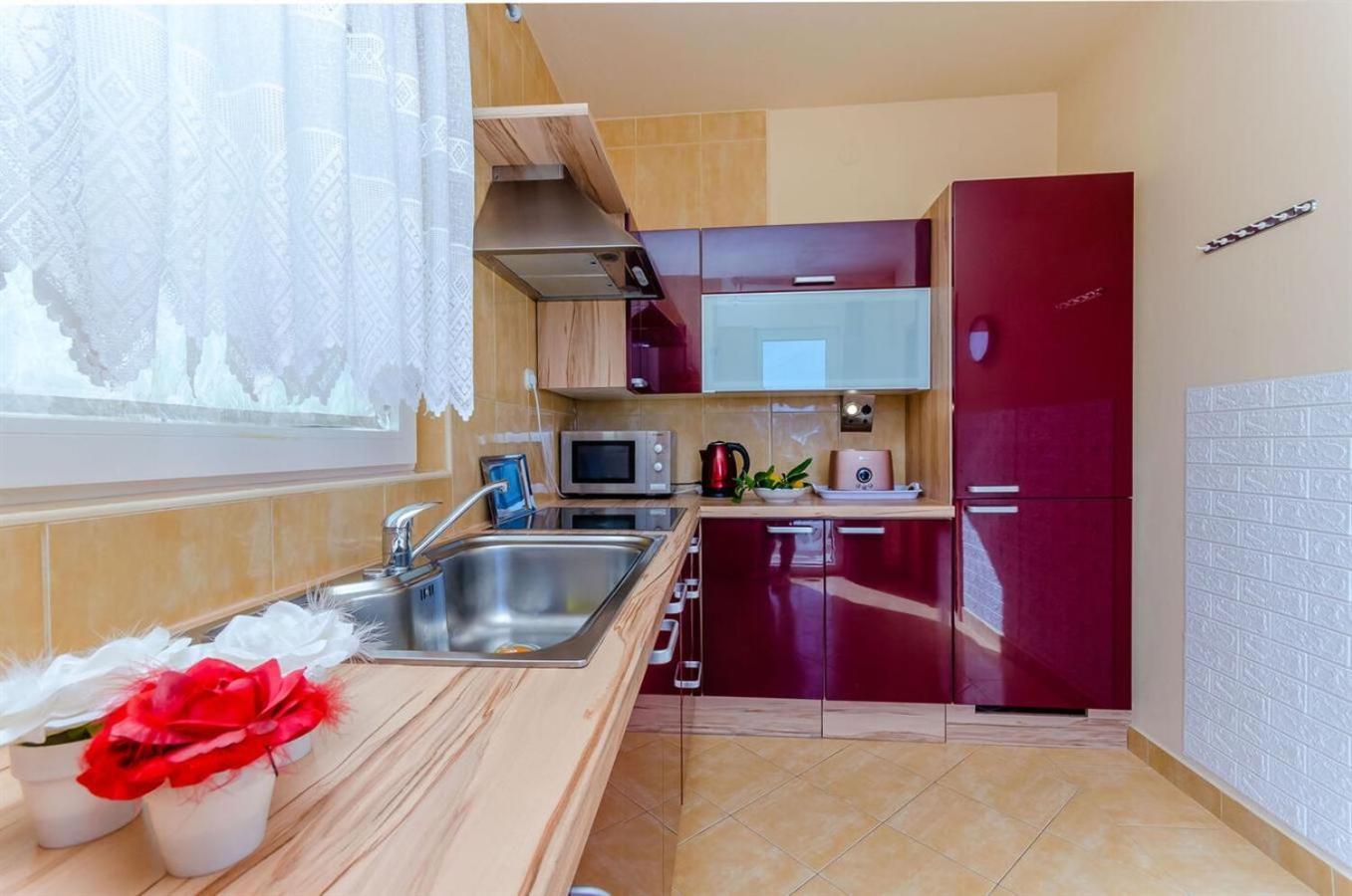 Apartmani Danja Kaštela المظهر الخارجي الصورة